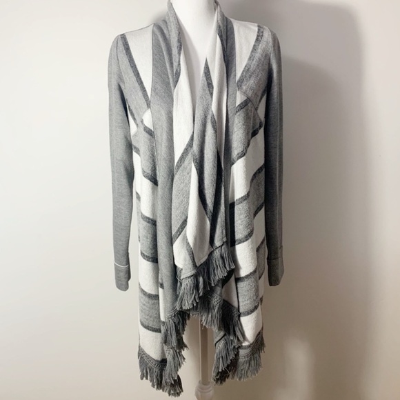 Anthropologie Saturday Sunday Open Cardigan with Fringe Detail. - Picture 3 of 16